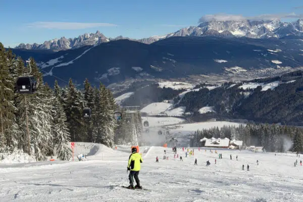 LIVE: zó zijn de pistecondities na de sneeuwval in Oostenrijk - kans op meer sneeuw