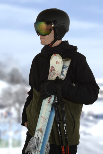 GO-OFF helm op de piste.