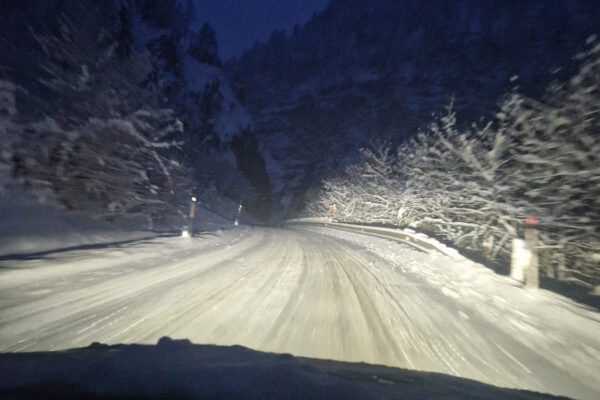 Sneeuw op de weg naar Obertauern