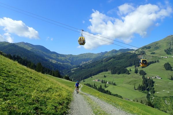 Beleef een sportieve vakantie in Saalbach Hinterglemm.