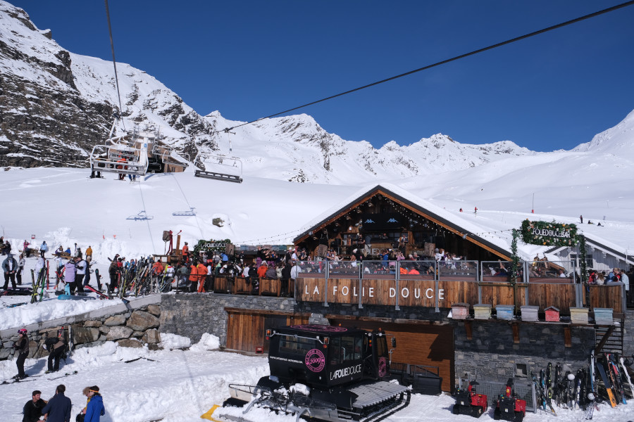 Val Thorens bruist enorm: après ski bij Folie Douce