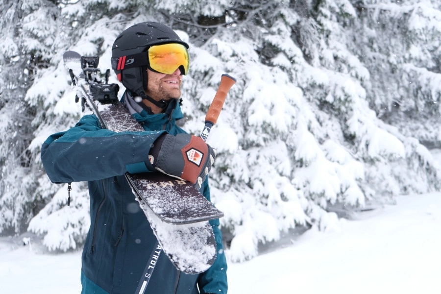 poeder, skistokken en revolution race