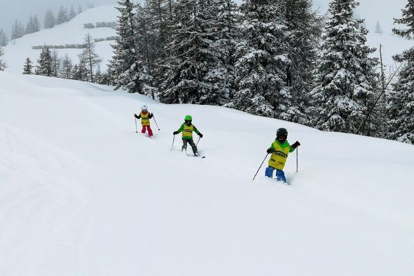 Foto update: Oostenrijkse wintersportdorpen onder een verse laag sneeuw