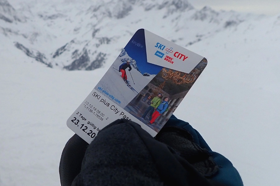 Ski and city Innsbruck