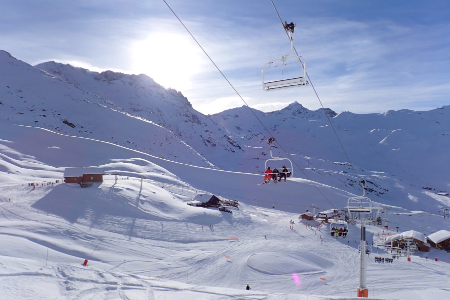 Skiën in een oneindig sneeuwlandschap in Val Thorens
