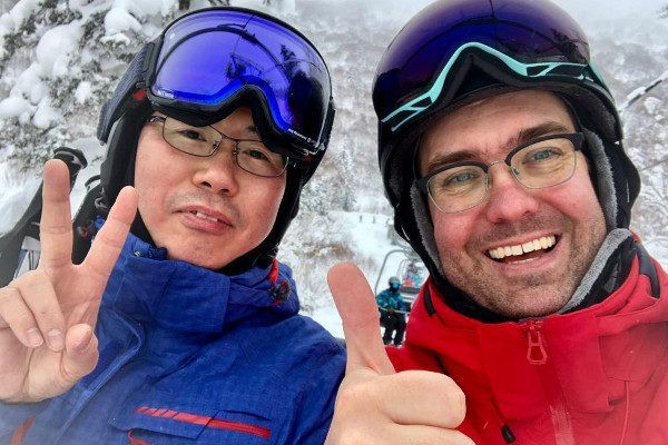 Wintersport Japan: skiles